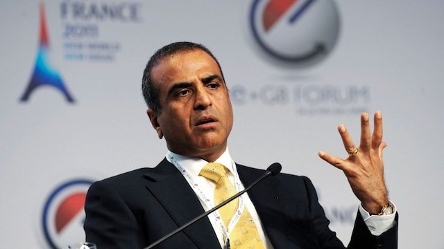 Sunil-Mittal-bharti-airtel-Sunil-Mittal-airtel Mukesh Ambani tops Forbes 2025 list, India's richest people lost 100 billion dollars in a year