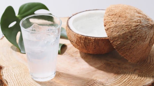 karwa-chauth-2025-hydration-2025-10-ee99fc528d6c93b233061417e7849cbc Karva Chauth 2025: Fasting Tips required to stay active throughout the day